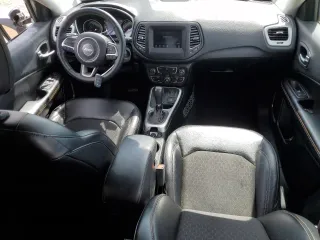 2018 Jeep Compass Latitude with VIN 3C4NJDBB8JT150225, listed as a Copart auction lot 57790945 with 75,772 mi miles and Salvage title. Bid and sale history available at DreamBid. Image 8.