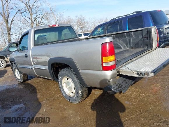 1999 GMC New Sierra 1500 SLE with VIN 1GTEK14T4XE539051, listed as a IAAI auction lot 41472124 with 151,088 mi miles. Bid and sale history available at carsss.com. Image 3.
