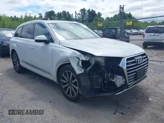 2018 Audi Q7 Premium Plus z VIN WA1LAAF70JD031855, wystawiony jako IAAI lot #42267620 z przebiegiem 39 334 mil mil oraz . Historia ofert i sprzedaży dostępna na DreamBid. Obrazek 1.