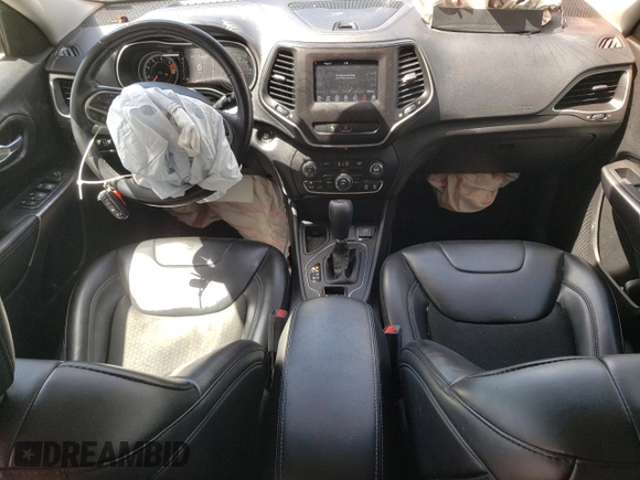 2020 Jeep Cherokee Latitude Plus with VIN 1C4PJLLB5LD506303, listed as a Copart auction lot 52493155 with 161,613 mi miles and Salvage title. Bid and sale history available at DreamBid. Image 8.