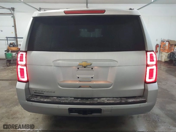 2019 Chevrolet Suburban LT with VIN 1GNSKHKC8KR185851, listed as a IAAI auction lot 41604664 with NaN miles. Bid and sale history available at carsss.com. Image 17.