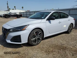 2023 Nissan Altima SR z VIN 1N4BL4CV6PN424686, wystawiony jako Copart lot #51427585 z przebiegiem 28 288 mil mil oraz Szkoda całkowita • Salvage title. Historia ofert i sprzedaży dostępna na DreamBid. Obrazek 1.
