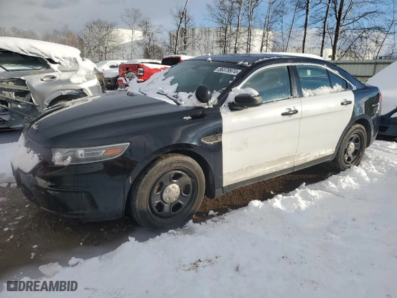 2017 Ford Police Interceptor Sedan with VIN 1FAHP2MK3HG135942, listed as a Copart auction lot 86379974 with 35,059 mi miles and Salvage Title. Bid and sale history available at carsss.com. Image 1.