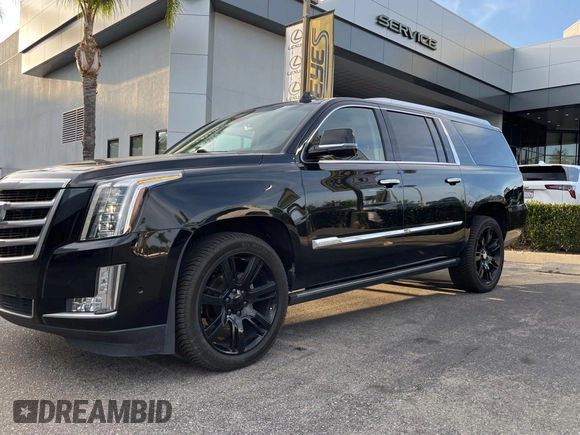2017 Cadillac Escalade ESV Premium Luxury z VIN 1GYS4JKJ7HR346802, wystawiony jako Copart lot #50456265 z przebiegiem 153 186 mil mil oraz Szkoda całkowita • Salvage title. Historia ofert i sprzedaży dostępna na DreamBid. Obrazek 2.