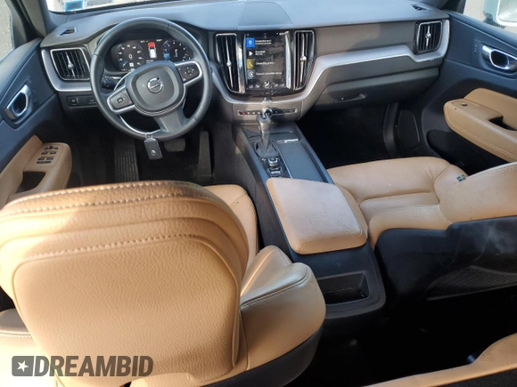2020 Volvo XC60 Momentum z VIN YV4102RK4L1599047, wystawiony jako Copart lot #74509614 z przebiegiem 78 039 mil mil oraz Szkoda całkowita • Salvage title. Historia ofert i sprzedaży dostępna na DreamBid. Obrazek 8.