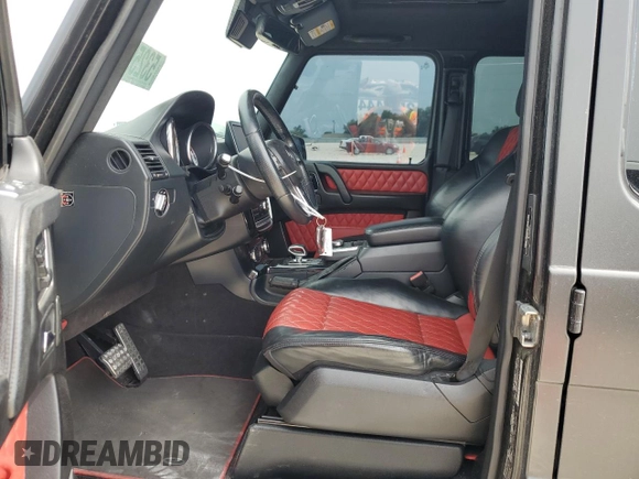 2015 Mercedes-Benz G 63 AMG с VIN WDCYC7DF6FX231187, выставлен на аукционе Copart как лот 53259135 с пробегом 77 242 миль миль и Списание • Salvage title. История ставок и продаж доступна на DreamBid. Изображение 7.