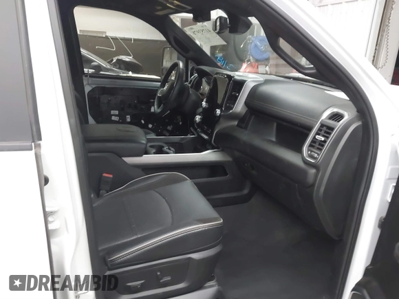 2024 Ram 2500 Laramie with VIN 3C6UR5FJ7RG143466, listed as a IAAI auction lot 41753978 with 9,996 mi miles. Bid and sale history available at carsss.com. Image 5.