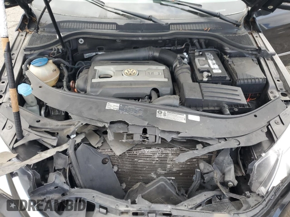 2011 Volkswagen CC Sport with VIN WVWMP7AN5BE729214, listed as a Copart auction lot 53884395 with 124,639 mi miles and Salvage Title. Bid and sale history available at carsss.com. Image 11.