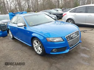 2011 Audi S4 Premium Plus z VIN WAUBGAFLXBA009360, wystawiony jako IAAI lot #41514248 z przebiegiem 152 330 mil mil oraz . Historia ofert i sprzedaży dostępna na DreamBid. Obrazek 1.