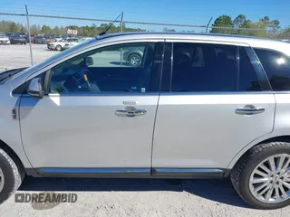 2012 Lincoln MKX with VIN 2LMDJ6JK0CBL04790, listed as a IAAI auction lot 41820626 with 63,977 mi miles. Bid and sale history available at carsss.com. Image 14.