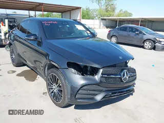 2022 Mercedes-Benz GLC with VIN W1N0J8EB8NG065353, listed as a IAAI auction lot 42033265 with 25,846 mi miles. Bid and sale history available at carsss.com. Image 1.