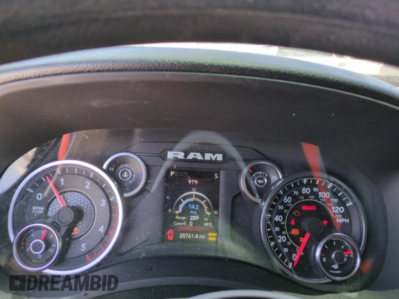 2024 Ram 2500 Tradesman z VIN 3C6UR5HLXRG209409, wystawiony jako Copart lot #58694365 z przebiegiem 28 761 mil mil oraz Szkoda całkowita • Salvage title. Historia ofert i sprzedaży dostępna na DreamBid. Obrazek 9.