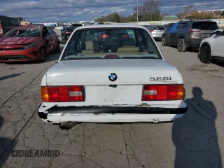 1990 BMW 3 Series z VIN WBAAA2311LAE72952, wystawiony jako Copart lot #81893934 z przebiegiem 149 847 mil mil oraz Szkoda całkowita • Salvage title. Historia ofert i sprzedaży dostępna na DreamBid. Obrazek 6.