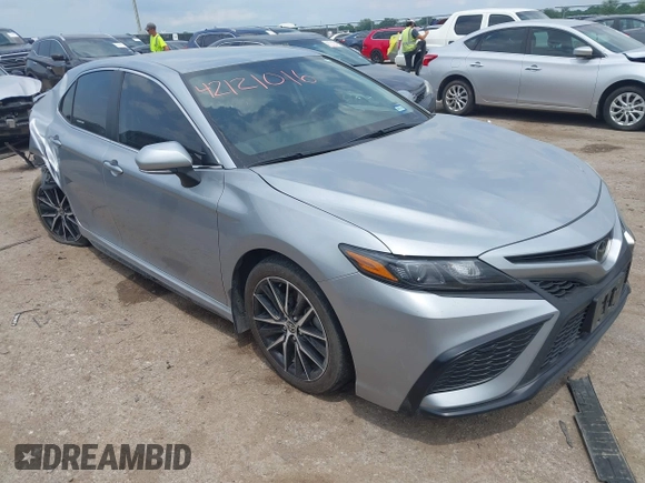 2023 Toyota Camry SE z VIN 4T1G11AK9PU155937, wystawiony jako IAAI lot #42121016 z przebiegiem 35 523 mil mil oraz . Historia ofert i sprzedaży dostępna na DreamBid. Obrazek 1.