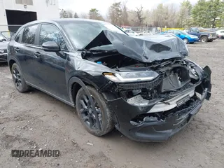 2024 Honda HR-V Sport z VIN 3CZRZ2H52RM762906, wystawiony jako IAAI lot #41924007 z przebiegiem 18 944 mil mil oraz . Historia ofert i sprzedaży dostępna na DreamBid. Obrazek 1.