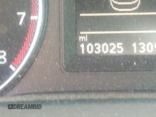 2014 Volkswagen Jetta GLI Autobahn z VIN 3VW5S7AJ4EM396791, wystawiony jako IAAI lot #39648541 z przebiegiem 103 025 mil mil oraz . Historia ofert i sprzedaży dostępna na DreamBid. Obrazek 7.