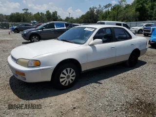 1995 Toyota Camry LE z VIN 4T1SK12E4SU878765, wystawiony jako Copart lot #57761385 z przebiegiem 181 674 mil mil oraz Czysty tytuł • Clean title. Historia ofert i sprzedaży dostępna na DreamBid. Obrazek 1.