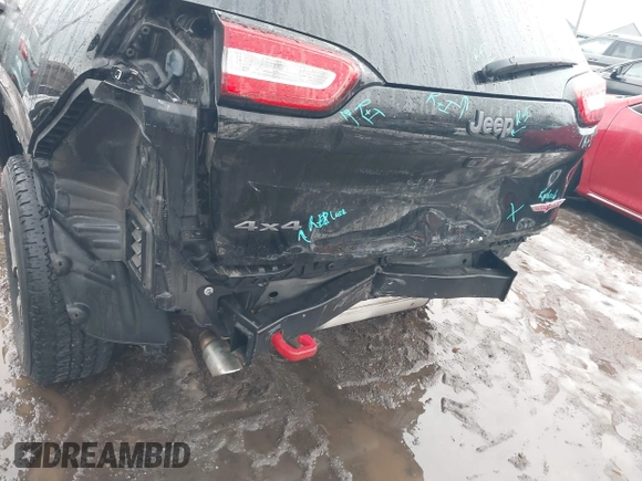 2017 Jeep Cherokee Trailhawk L Plus with VIN 1C4PJMBB9HW551506, listed as a IAAI auction lot 41650841 with 51,273 mi miles. Bid and sale history available at carsss.com. Image 6.