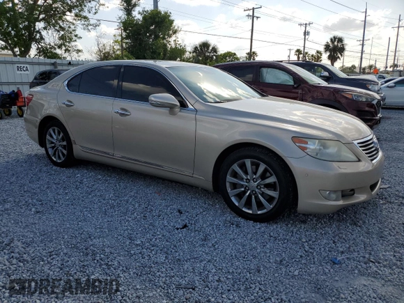 2011 Lexus LS 460 z VIN JTHBL5EF4B5103078, wystawiony jako Copart lot #51005735 z przebiegiem 131 493 mil mil oraz Szkoda całkowita • Salvage title. Historia ofert i sprzedaży dostępna na DreamBid. Obrazek 4.