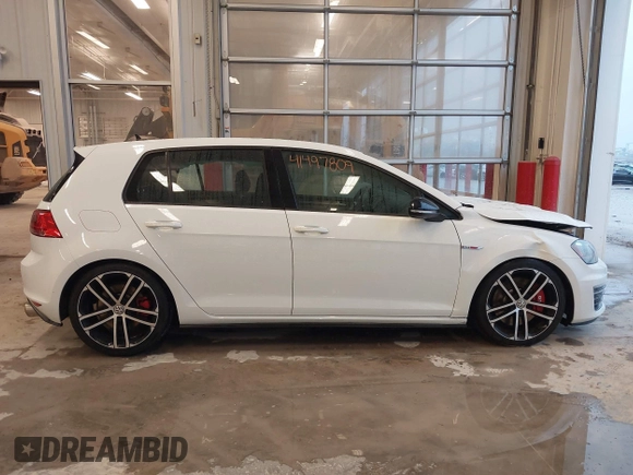 2017 Volkswagen GTI S z VIN 3VW447AU5HM030228, wystawiony jako IAAI lot #41497809 z przebiegiem 75 101 mil mil oraz . Historia ofert i sprzedaży dostępna na DreamBid. Obrazek 14.