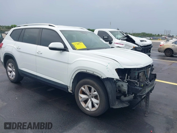 2018 Volkswagen Atlas S z VIN 1V2AP2CA7JC599090, wystawiony jako IAAI lot #42419230 z przebiegiem 81 176 mil mil oraz . Historia ofert i sprzedaży dostępna na DreamBid. Obrazek 1.