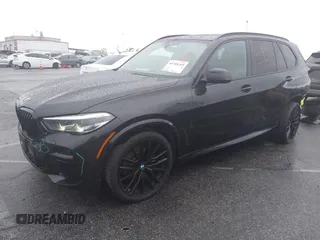 2022 BMW X5 sDrive40i with VIN 5UXCR4C08N9M23772, listed as a IAAI auction lot 41788369 with 33,198 mi miles. Bid and sale history available at carsss.com. Image 2.