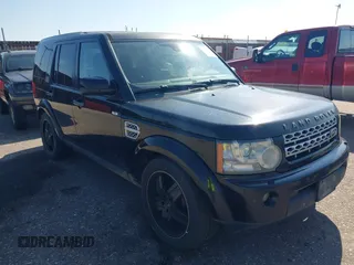 2011 Land Rover LR4 Lux z VIN SALAK2D41BA547338, wystawiony jako IAAI lot #42450323 z przebiegiem 129 416 mil mil oraz . Historia ofert i sprzedaży dostępna na DreamBid. Obrazek 1.
