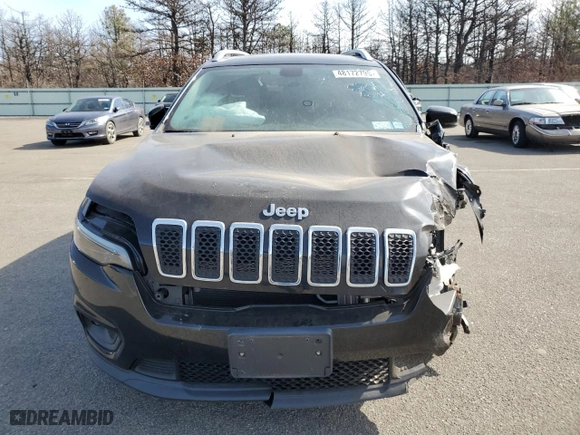 2019 Jeep Cherokee Latitude Plus with VIN 1C4PJMLB6KD492383, listed as a Copart auction lot 48172795 with 42,192 mi miles and Salvage Title. Bid and sale history available at carsss.com. Image 5.