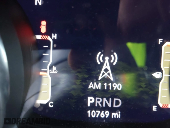 2022 Jeep Wrangler Unlimited Sahara with VIN 1C4HJXEM7NW206585, listed as a IAAI auction lot 42102516 with 10,769 mi miles and . Bid and sale history available at DreamBid. Image 16.