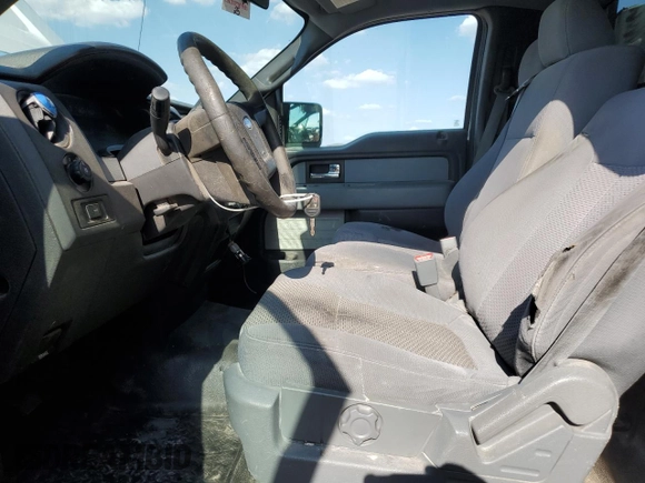 2014 Ford F-150 XL with VIN 1FTNF1CFXEKD64268, listed as a Copart auction lot 59562625 with 299,627 mi miles and Clean title. Bid and sale history available at DreamBid. Image 7.