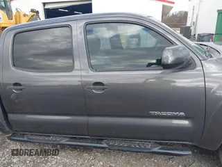 2013 Toyota Tacoma PreRunner with VIN 5TFJX4GN2DX018635, listed as a IAAI auction lot 41223225 with 275,094 mi miles and . Bid and sale history available at DreamBid. Image 14.