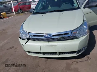 2011 Ford Focus SE with VIN 1FAHP3FN9BW167286, listed as a IAAI auction lot 42087263 with 71,923 mi miles. Bid and sale history available at carsss.com. Image 6.