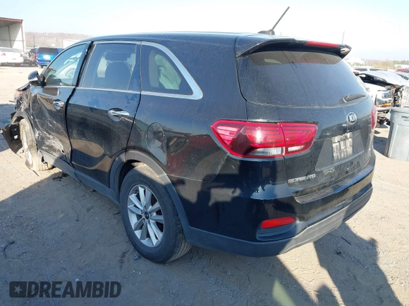 2020 Kia Sorento LX V6 with VIN 5XYPGDA56LG615176, listed as a IAAI auction lot 40988241 with 103,338 mi miles. Bid and sale history available at carsss.com. Image 3.