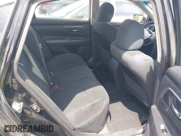 2015 Nissan Altima 2.5 z VIN 1N4AL3AP3FN917153, wystawiony jako IAAI lot #42270994 z przebiegiem 76 018 mil mil oraz . Historia ofert i sprzedaży dostępna na DreamBid. Obrazek 8.