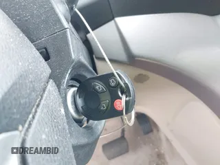 2013 Ford Escape SE с VIN 1FMCU0GX2DUB36015, выставлен на аукционе IAAI как лот 42642271 с пробегом 220 629 миль миль и . История ставок и продаж доступна на DreamBid. Изображение 11.