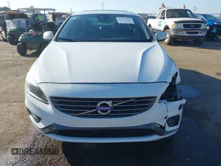 2017 Volvo S60 Dynamic with VIN YV126MFL9H2421483, listed as a IAAI auction lot 41377141 with 109,323 mi miles. Bid and sale history available at carsss.com. Image 12.