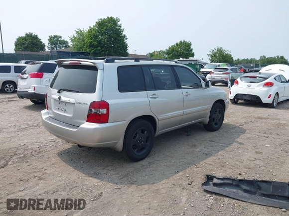 2005 Toyota Highlander z VIN JTEEP21A750118148, wystawiony jako IAAI lot #42489518 z przebiegiem 170 336 mil mil oraz . Historia ofert i sprzedaży dostępna na DreamBid. Obrazek 4.