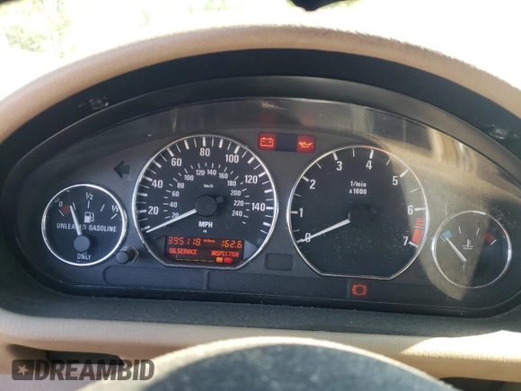 2000 BMW Z3 2.5 with VIN WBACH9341YLF88574, listed as a Copart auction lot 41901735 with 395,118 mi miles and Non repairable. Bid and sale history available at DreamBid. Image 9.