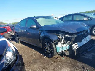 2019 Nissan Altima S with VIN 1N4BL4BV8KN328312, listed as a IAAI auction lot 42010889 with Not Provided miles and . Bid and sale history available at DreamBid. Image 1.