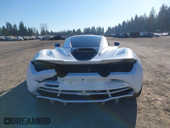 2018 McLaren 720S z VIN SBM14DCA1JW000891, wystawiony jako IAAI lot #41431972 z przebiegiem 23 724 mil mil oraz . Historia ofert i sprzedaży dostępna na DreamBid. Obrazek 16.