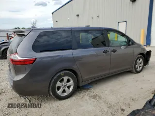 2019 Toyota Sienna L with VIN 5TDZZ3DC3KS969164, listed as a Copart auction lot 61050314 with 140,840 mi miles and Salvage Title. Bid and sale history available at carsss.com. Image 3.