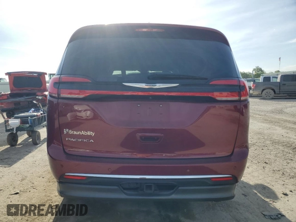 2021 Chrysler Pacifica Touring L z VIN 2C4RC1BG2MR553176, wystawiony jako Copart lot #56999555 z przebiegiem 53 758 mil mil oraz Szkoda całkowita • Salvage title. Historia ofert i sprzedaży dostępna na DreamBid. Obrazek 6.