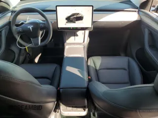 2024 Tesla Model Y Long Range с VIN 7SAYGDEE8RA231933, выставлен на аукционе Copart как лот 58078115 с пробегом 14 959 миль миль и Списание • Salvage title. История ставок и продаж доступна на DreamBid. Изображение 8.