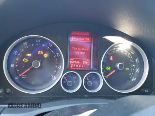 2009 Volkswagen GTI с VIN WVWHD71K99W001402, выставлен на аукционе Copart как лот 84875794 с пробегом 152 946 миль миль и Чистый • Clean title. История ставок и продаж доступна на DreamBid. Изображение 9.