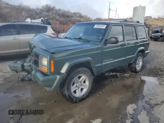 2000 Jeep Cherokee Limited with VIN 1J4FF68S0YL115669, listed as a Copart auction lot 85604524 with 0 mi miles and Salvage Title. Bid and sale history available at carsss.com. Image 1.