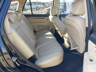 2008 Hyundai Santa Fe SE with VIN 5NMSH13E98H171873, listed as a IAAI auction lot 41527999 with 220,904 mi miles. Bid and sale history available at carsss.com. Image 8.
