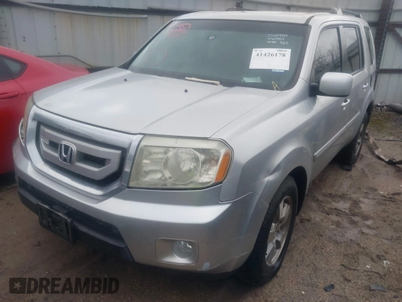 2010 Honda Pilot EX with VIN 5FNYF3H4XAB012959, listed as a IAAI auction lot 41426178 with 231,147 mi miles and . Bid and sale history available at carsss.com. Image 2.