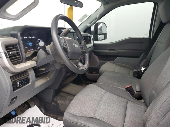 2023 Ford F-250 XL with VIN 1FT7W2BTXPEC15107, listed as a IAAI auction lot 42681296 with 55,903 mi miles and . Bid and sale history available at DreamBid. Image 9.