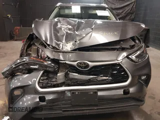 2023 Toyota Highlander L z VIN 5TDKDRBH2PS022528, wystawiony jako IAAI lot #42001557 z przebiegiem 29 527 mil mil oraz . Historia ofert i sprzedaży dostępna na DreamBid. Obrazek 12.