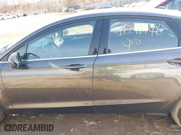 2018 Ford Fusion SE z VIN 3FA6P0HD7JR211569, wystawiony jako IAAI lot #41792146 z przebiegiem 187 505 mil mil oraz . Historia ofert i sprzedaży dostępna na DreamBid. Obrazek 14.